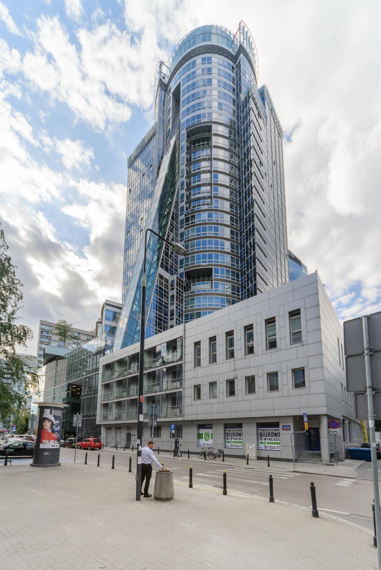 Apartment Lumina Design With Beautiful View Warsaw