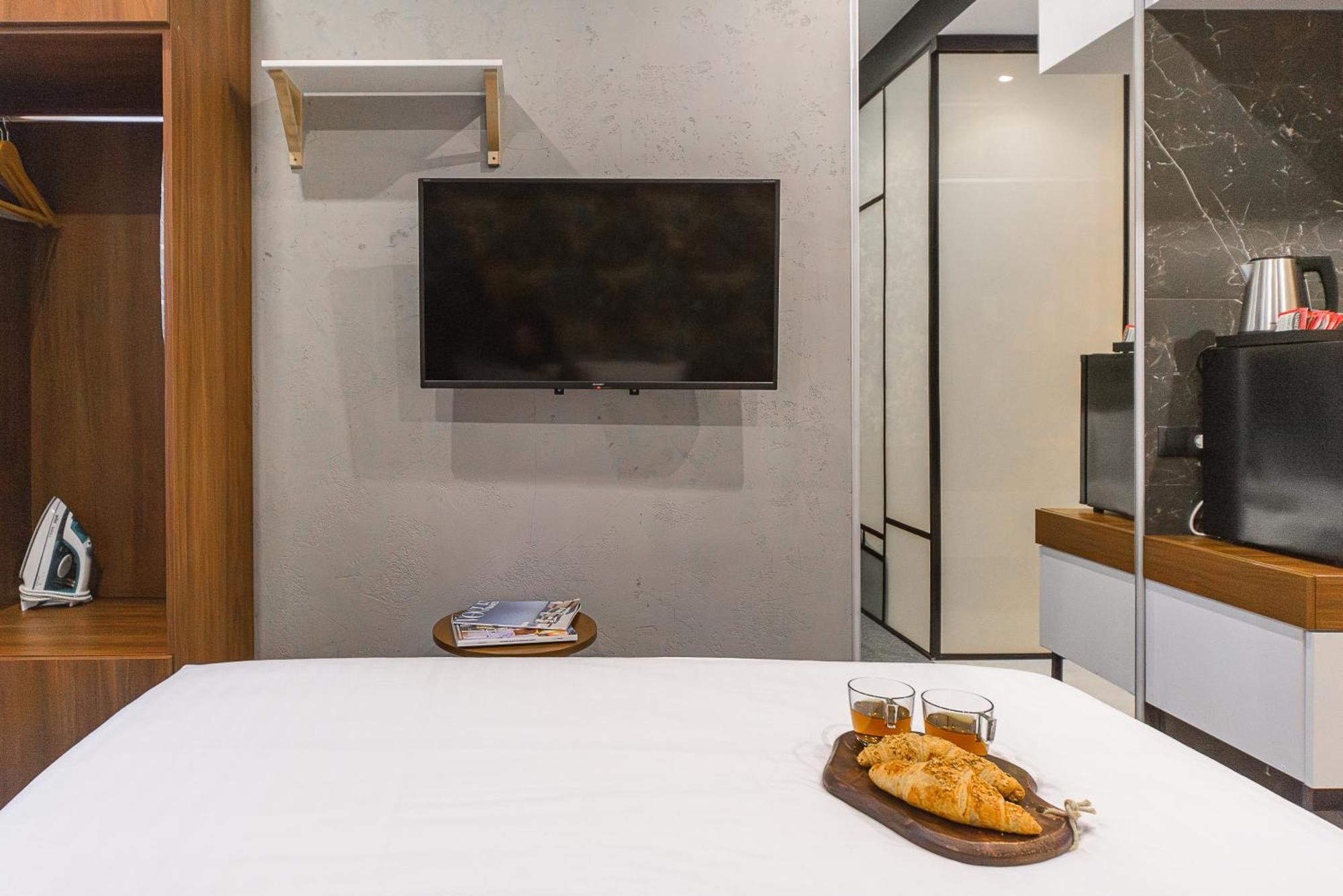 Apartment Lumina Design With Beautiful View Warsaw